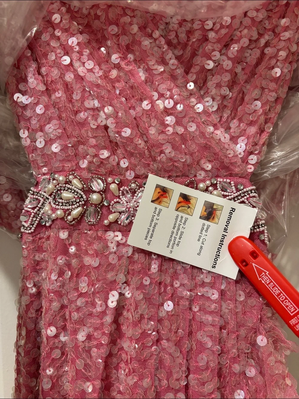 BRAND NEW Mac Duggal Sequined Pink Gown size 2. SOLD OUT SIZE $598 RETAIL - Picture 3 of 7